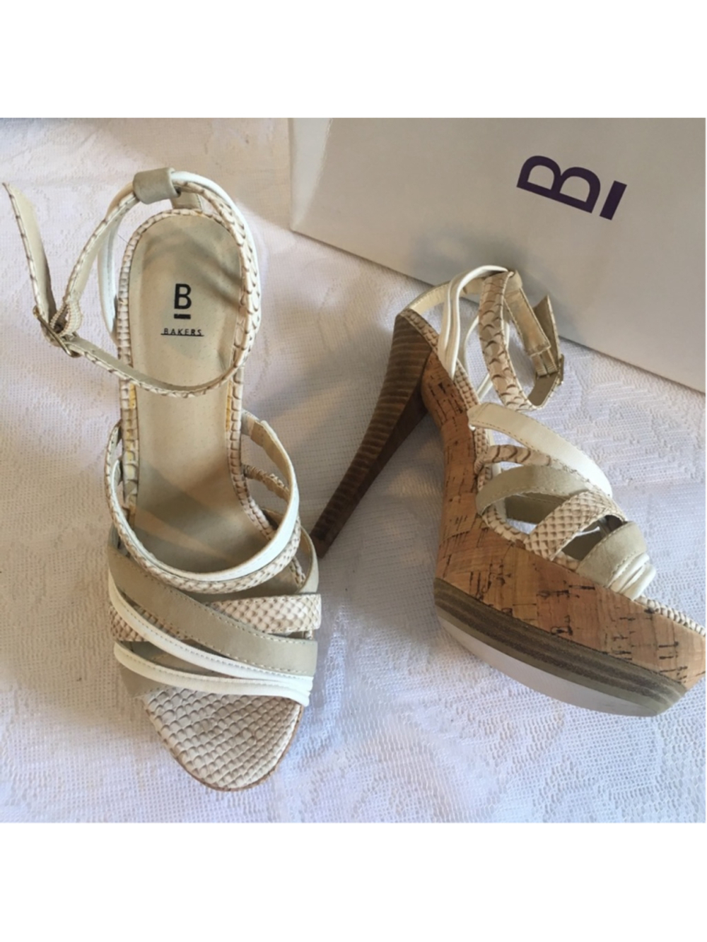 NEW VTG Strappy Cork Platform Sandals beige Snake print size 7